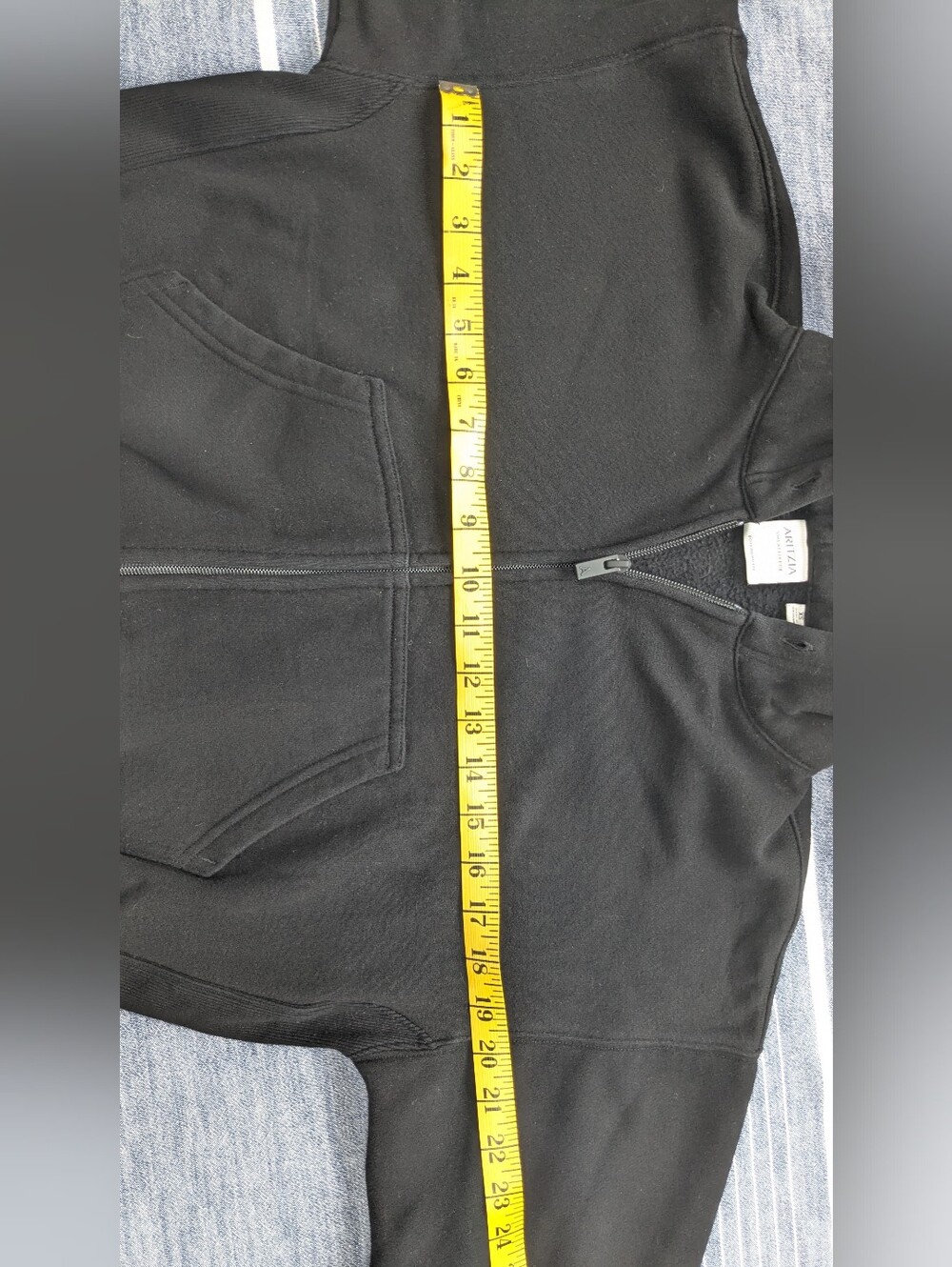 Aritzia Cozy Sweatfleece Black Boxy Zip Hoodie - Picture 5 of 8